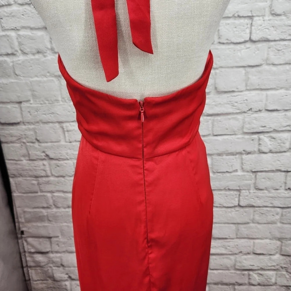 BCBGMAXAZRIA Milania Chain Link Red Berry Halter Maxi Dress Size 4 NWOT - Picture 8 of 15